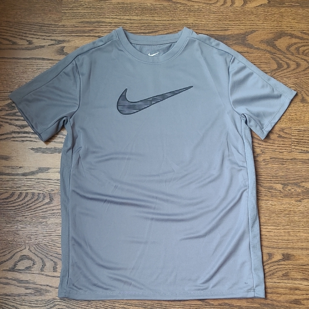 Nike Youth Short Sleeve Gray Tee
